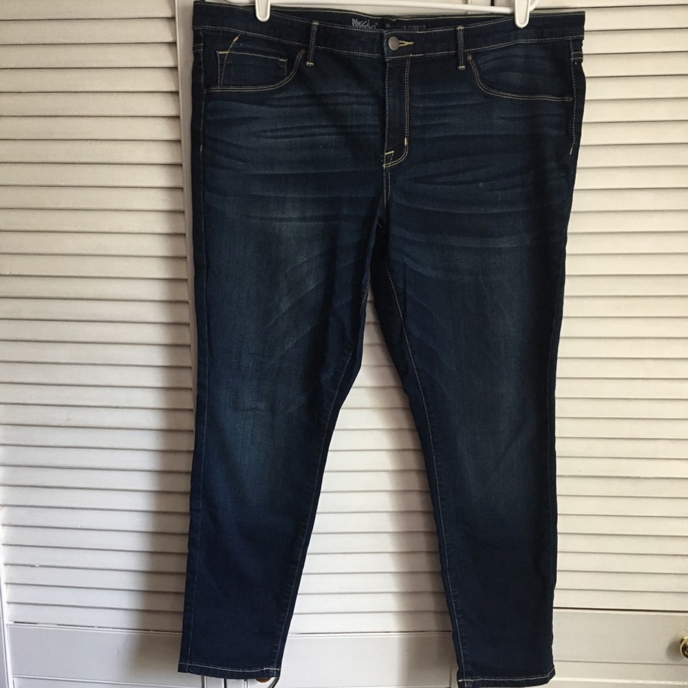 💙Mid-rise Jeggings💙